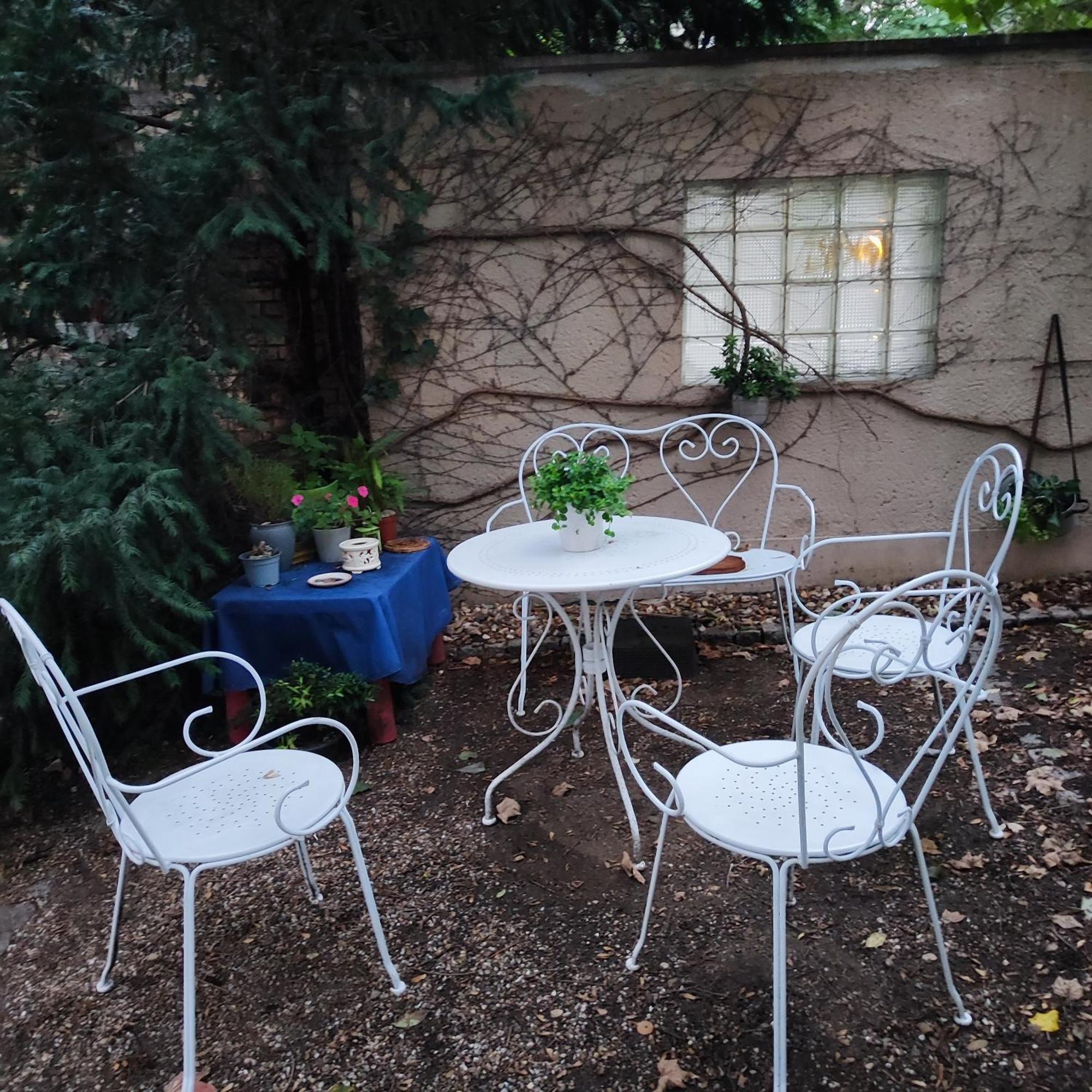 Die Kleine Oase Halle  Eksteriør bilde